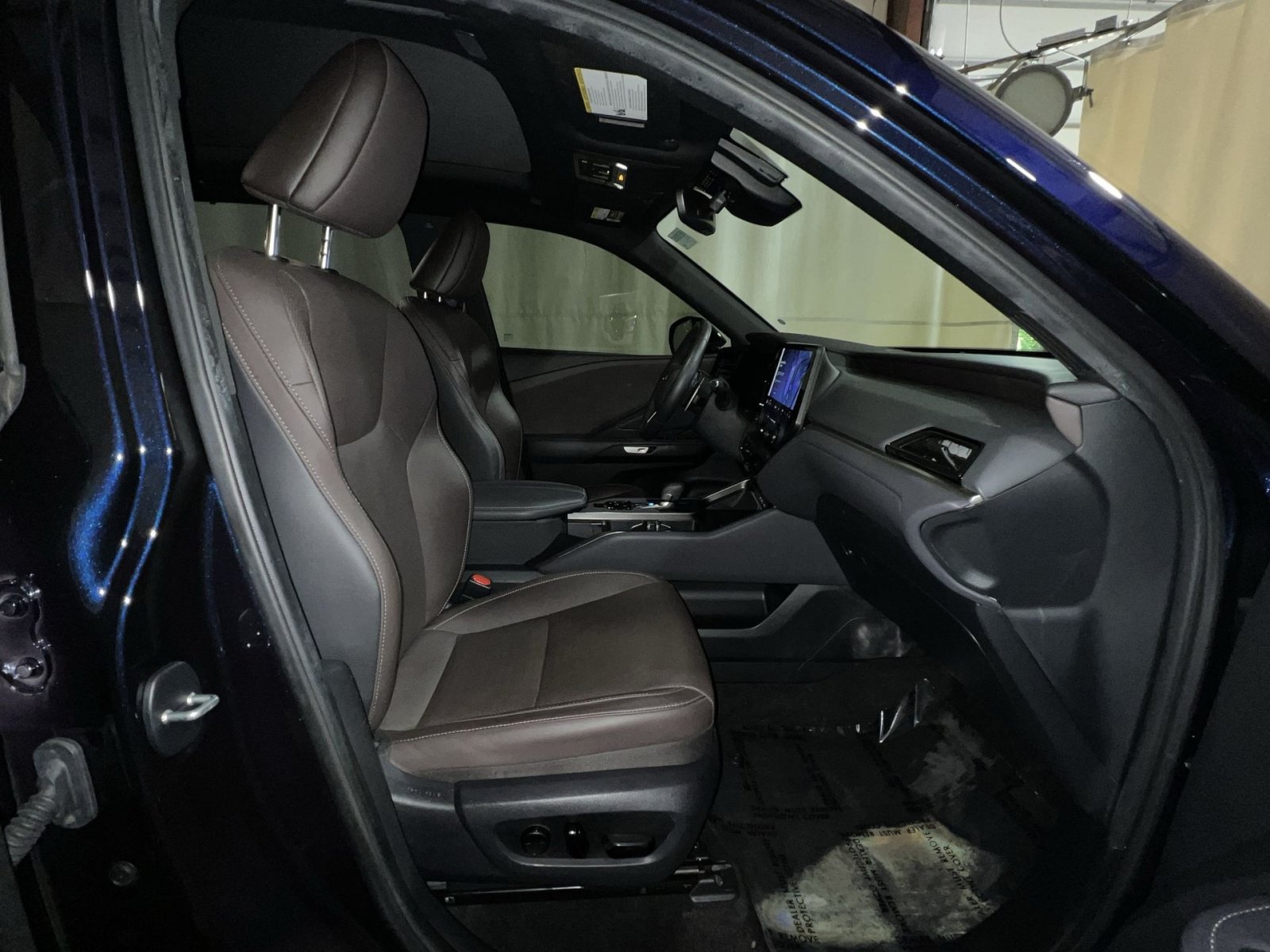 Used 2024 Lexus TX 350 AWD w/ Captains Chair Package image 25