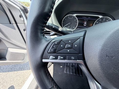 Used 2020 Nissan Sentra SR w/ Electronics Package FWD image 12