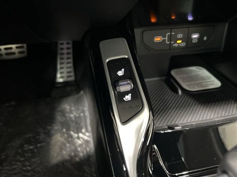 New 2026 Kia Sorento SX image 22