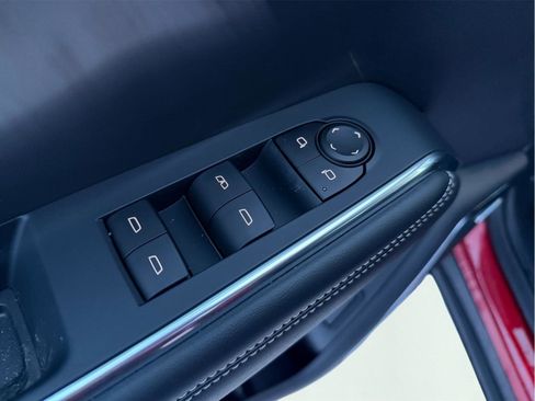 New 2026 GMC Acadia Elevation image 34