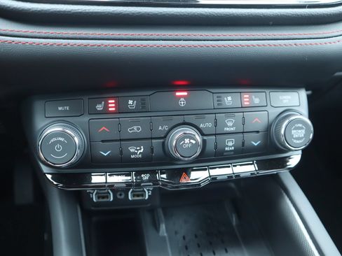 New 2026 Dodge Durango GT AWD/4WD image 7