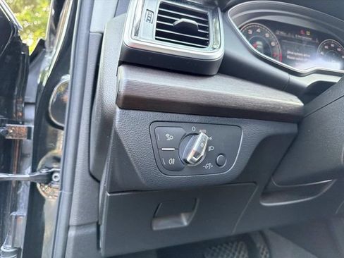 Used 2024 Audi Q5 2.0T Premium Plus AWD/4WD image 24
