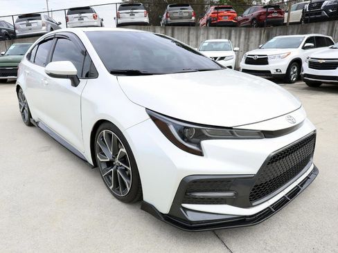 Used 2020 Toyota Corolla XSE image 9
