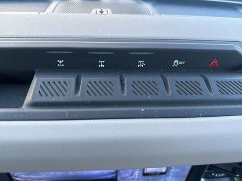 Certified 2022 Ford Bronco Wildtrak image 26