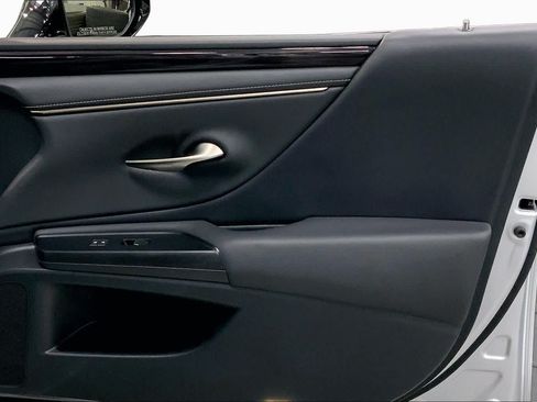 Used 2021 Lexus ES 350 w/ Premium Package FWD image 23