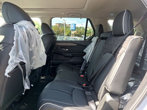 New 2026 Honda Pilot Elite image 7