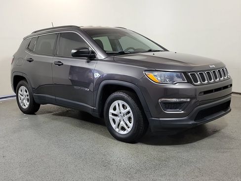 Used 2020 Jeep Compass Sport FWD image 1