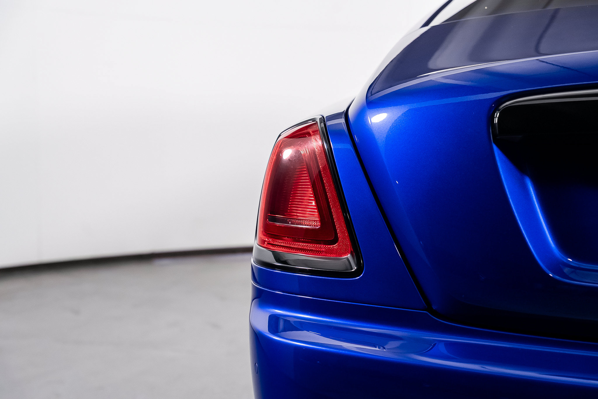 Used 2020 Rolls-Royce Wraith RWD image 27