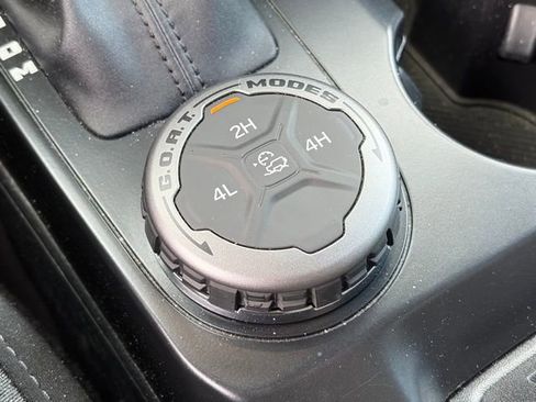 Used 2025 Ford Bronco Big Bend image 23