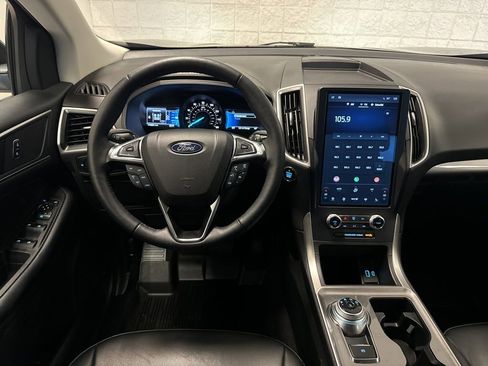 Used 2024 Ford Edge SEL w/ Convenience Package AWD/4WD image 5