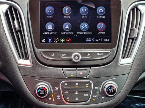 Used 2024 Chevrolet Malibu LT image 18