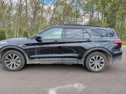 Certified 2023 Ford Explorer ST AWD/4WD image 8
