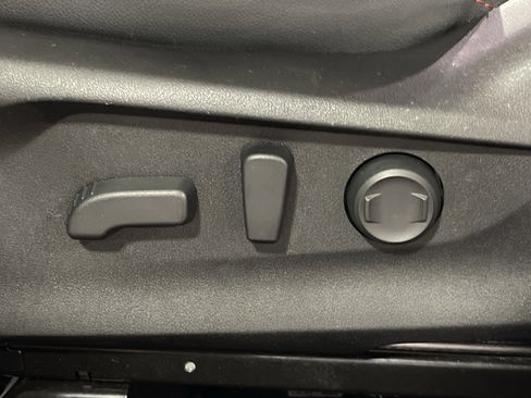 Used 2022 Subaru Forester Sport image 11