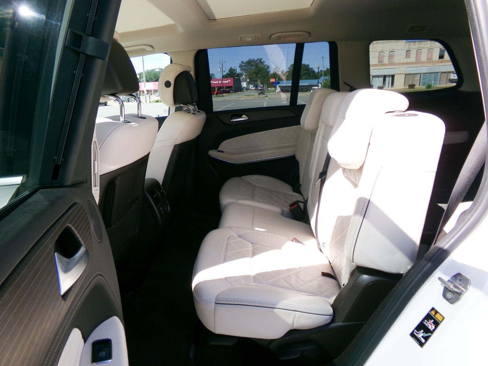 Used 2019 Mercedes-Benz GLS 550 4MATIC image 14