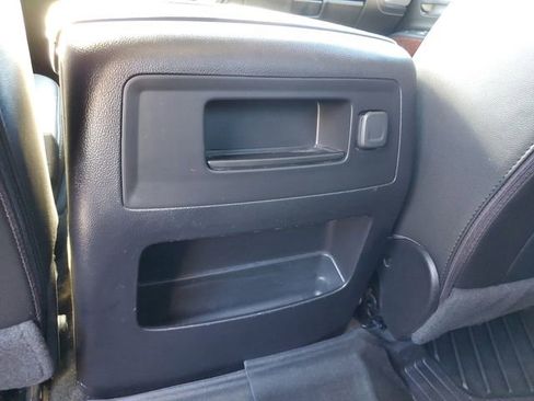 Used 2018 GMC Sierra 1500 SLT image 16