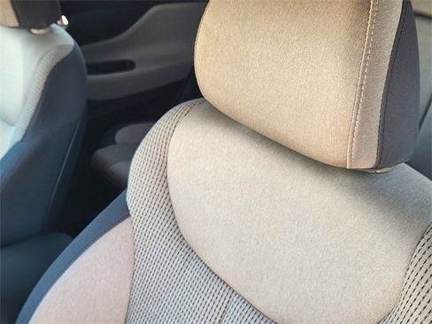 Used 2023 Hyundai Santa Fe SEL image 16