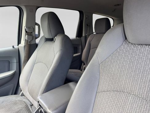 Used 2012 Chevrolet Traverse LS FWD image 23