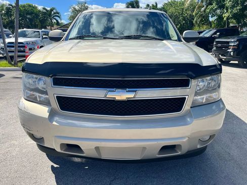 Used 2009 Chevrolet Tahoe LT image 2