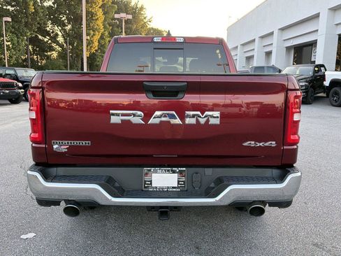 Used 2025 RAM 1500 Big Horn AWD/4WD image 6