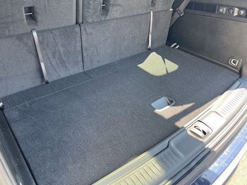 New 2025 Jeep Wagoneer 4WD w/ HD Trailer Tow Package image 18