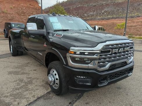 Certified 2025 RAM 3500 Longhorn AWD/4WD image 3