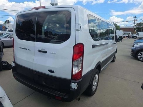 Certified 2022 Ford Transit 350 XLT RWD image 3