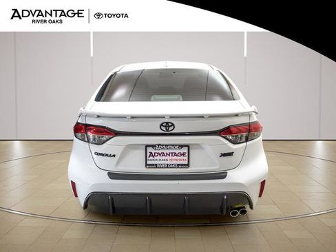 Used 2024 Toyota Corolla XSE FWD image 6