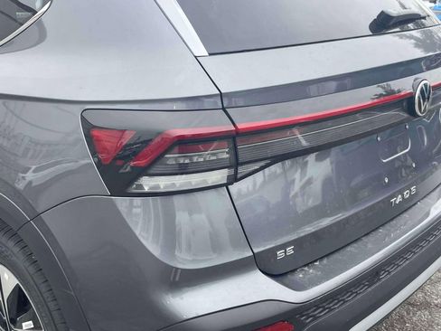 New 2026 Volkswagen Taos SE AWD/4WD image 11