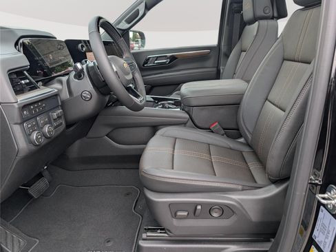 New 2026 Chevrolet Tahoe High Country AWD/4WD image 17