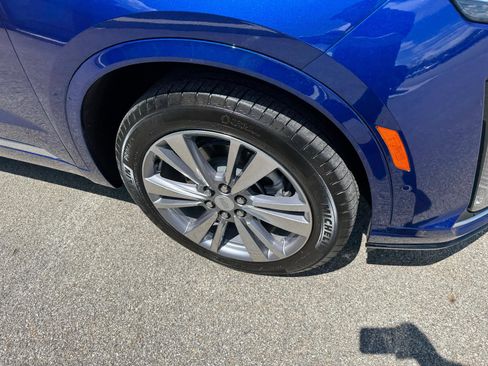 Used 2025 Cadillac XT6 Premium Luxury w/ Platinum Package image 9