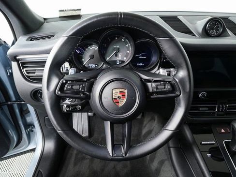 Certified 2023 Porsche Macan image 8