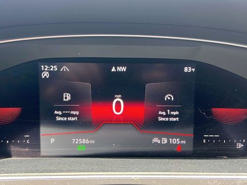 Used 2022 Volkswagen Tiguan SE R-Line image 9