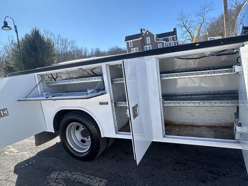 Used 2017 Ford F350 XL w/ Power Equipment Group image 17