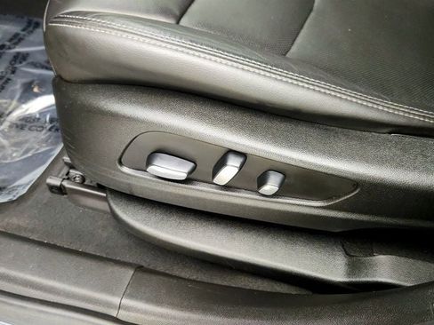 Used 2020 Cadillac XT6 Premium Luxury image 12