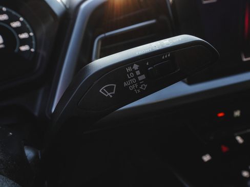 Used 2022 Audi Q4 e-tron Premium Plus image 26