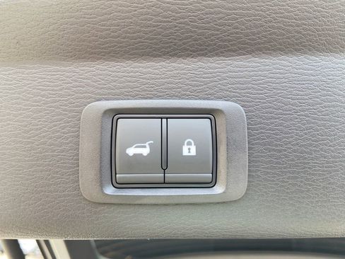 New 2026 Mitsubishi Outlander SE image 19