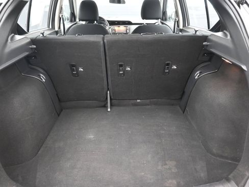 Used 2022 Nissan Kicks S FWD image 23