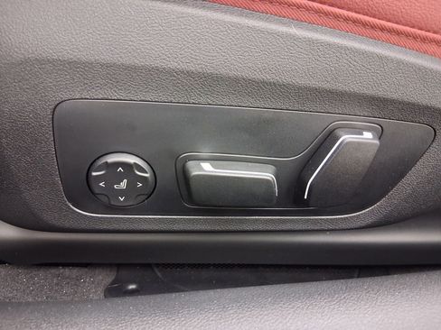 New 2026 BMW 430i Convertible w/ M Sport Package image 12