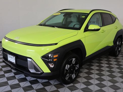 Used 2024 Hyundai Kona SEL AWD/4WD image 4