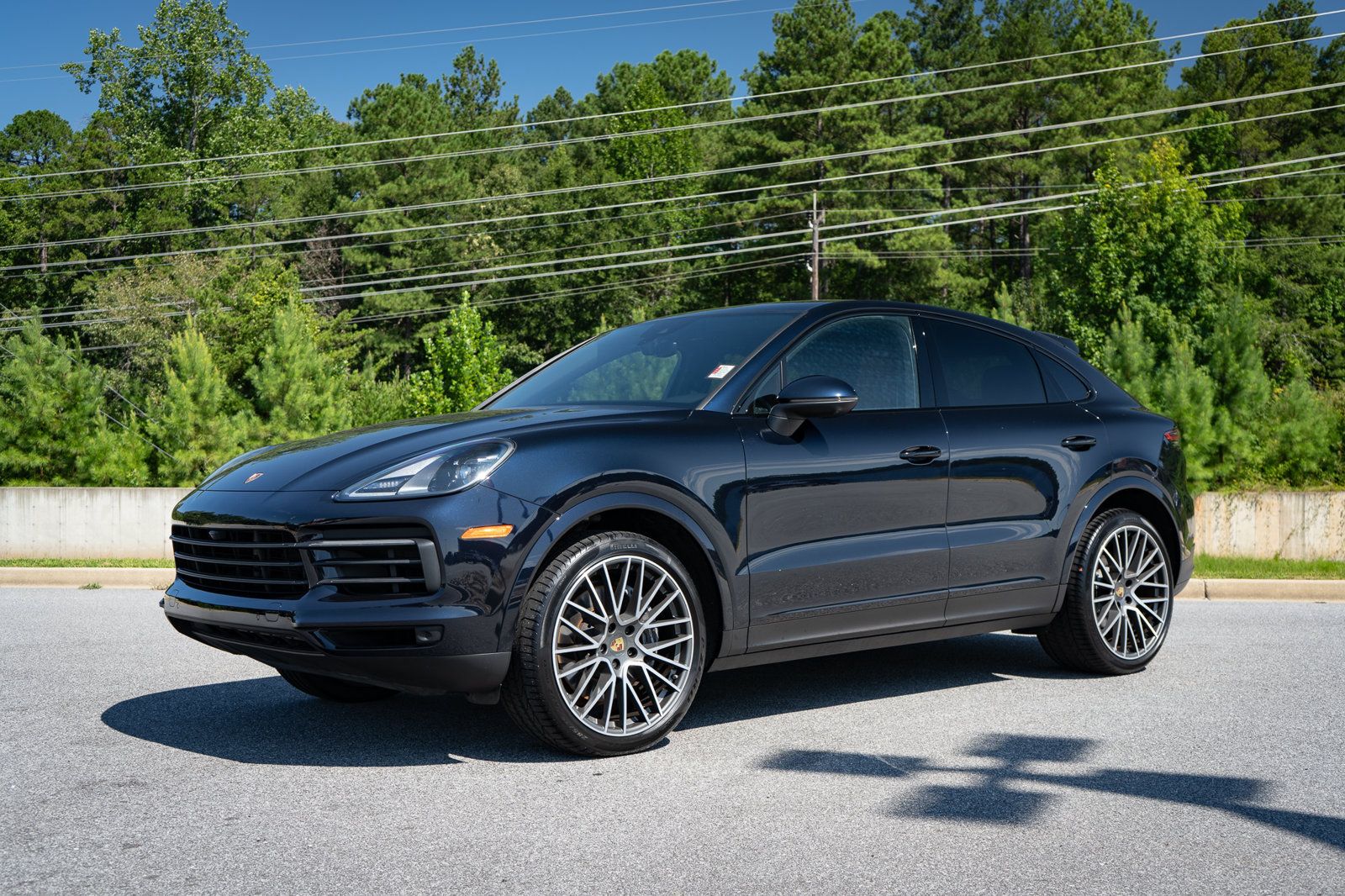 Used 2023 Porsche Cayenne Platinum Edition AWD/4WD image 9