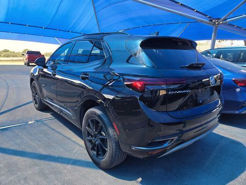 Used 2022 Buick Envision Essence w/ Technology Package II FWD image 3