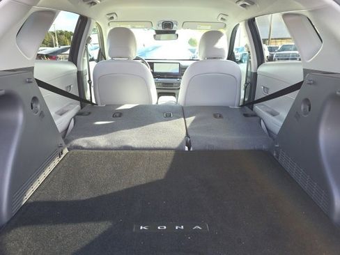 Certified 2024 Hyundai Kona SEL w/ Convenience Package image 24