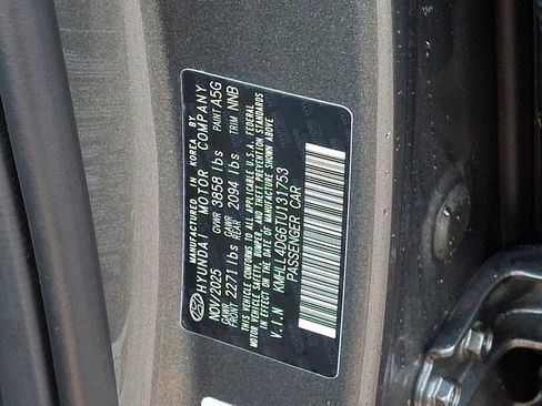 Used 2026 Hyundai Elantra SE FWD image 26