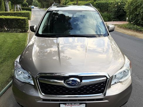 Used 2016 Subaru Forester 2.5i Touring w/ Eyesight & Navigation System image 10