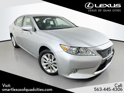 Used 2014 Lexus ES 300h w/ Luxury Package w/Bamboo Trim FWD image 1
