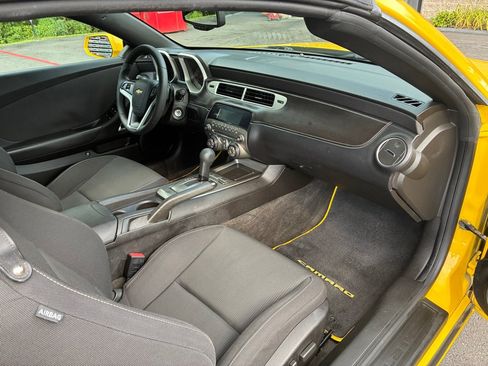 Used 2012 Chevrolet Camaro LT RWD image 19