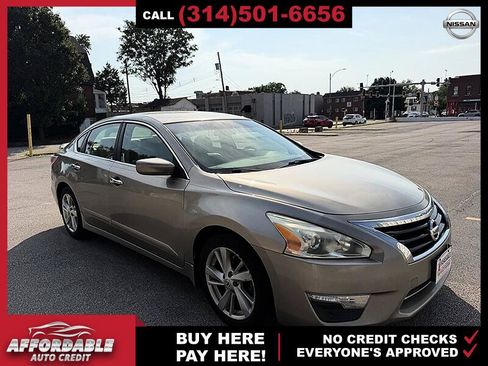 Used 2013 Nissan Altima 2.5 SV FWD image 7