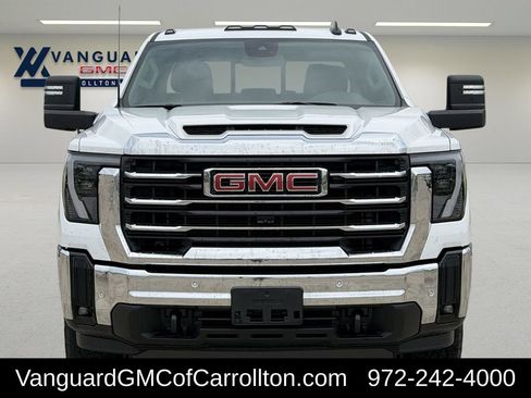 Used 2025 GMC Sierra 2500 SLE w/ SLE Value Package; AWD/4WD image 3