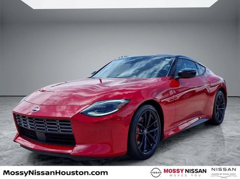 Used 2025 Nissan Z Performance w/ Floor Mat Package RWD image 4