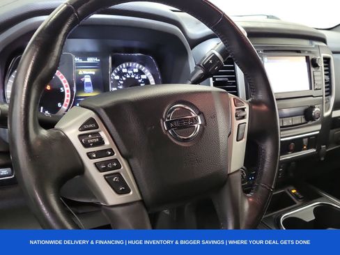 Used 2018 Nissan Titan SV w/ SV Convenience Package image 10